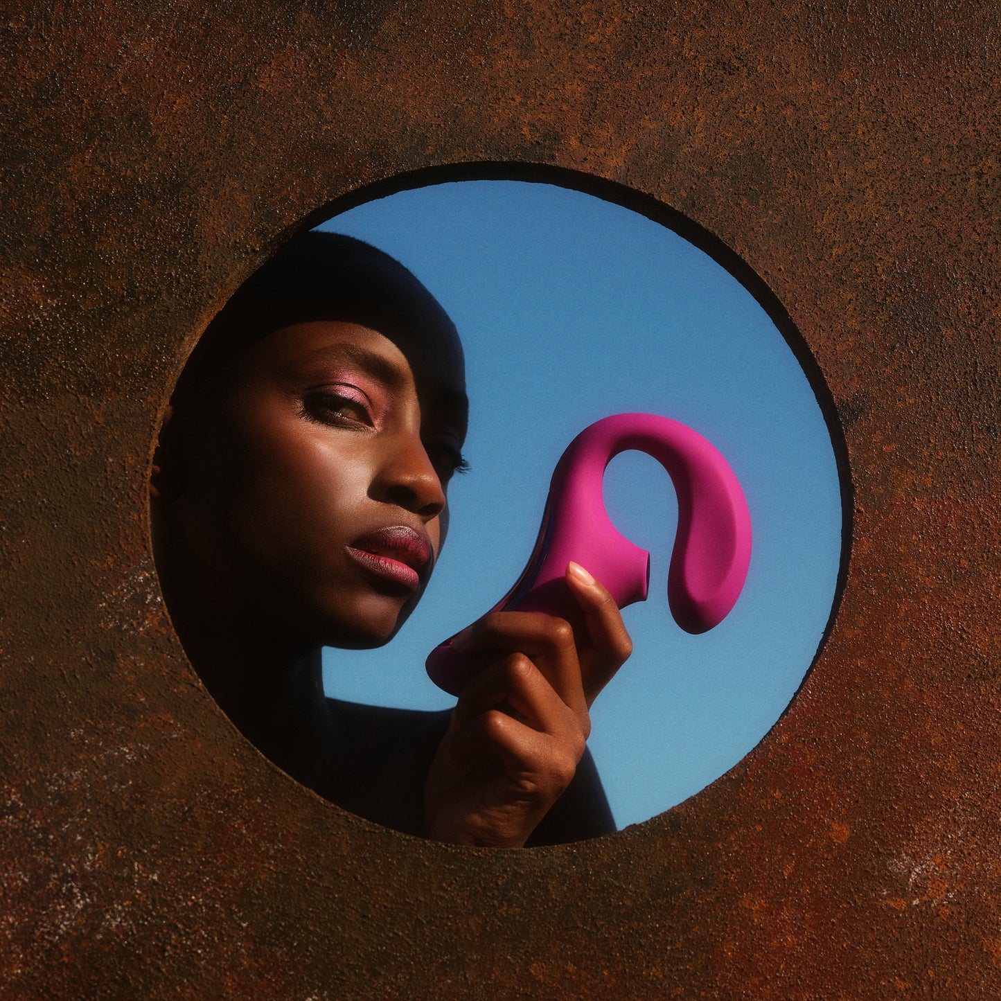 ENIGMA™ Cruise Dual Stimulation Sonic Massager, Black